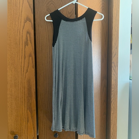 Old Navy Dresses & Skirts - Striped sundress